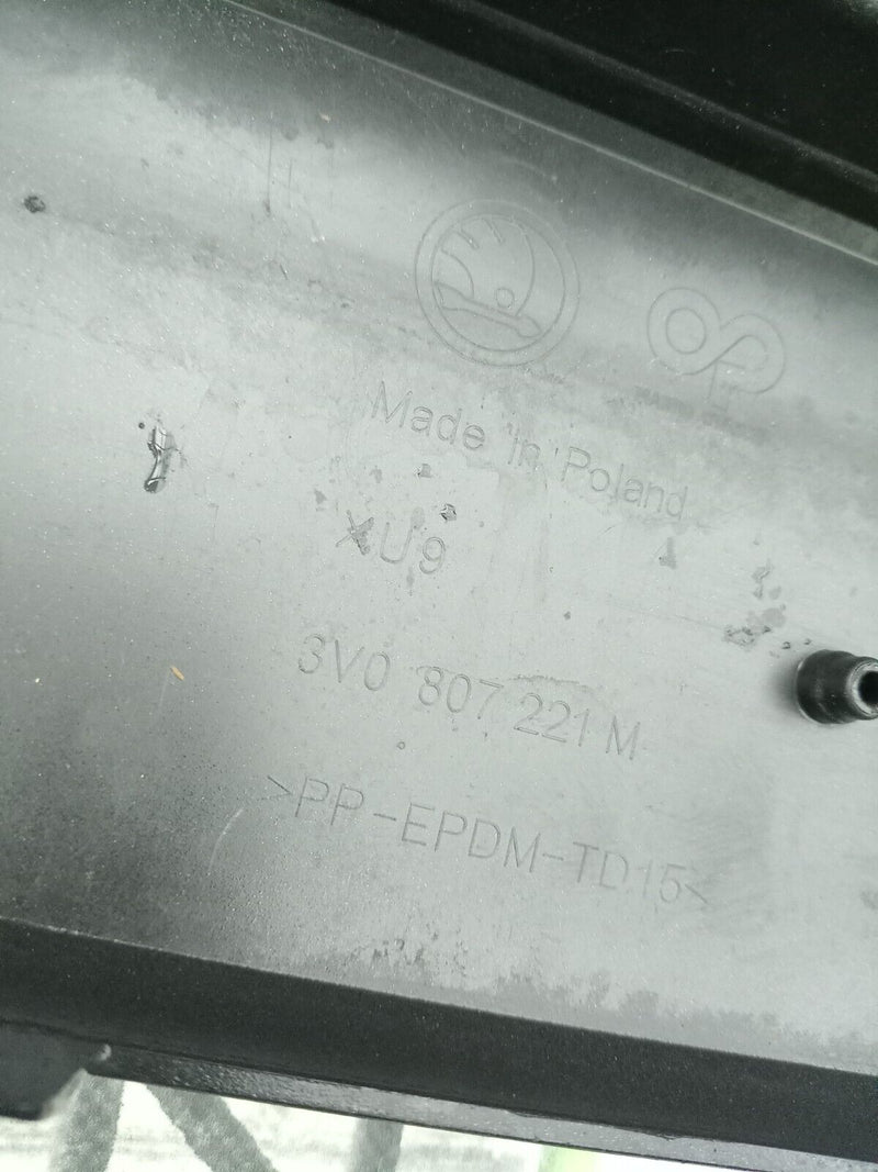 SKODA SUPERB MK3 2019-ON FACELIFT FRONT BUMPER PDC 3V0807221M