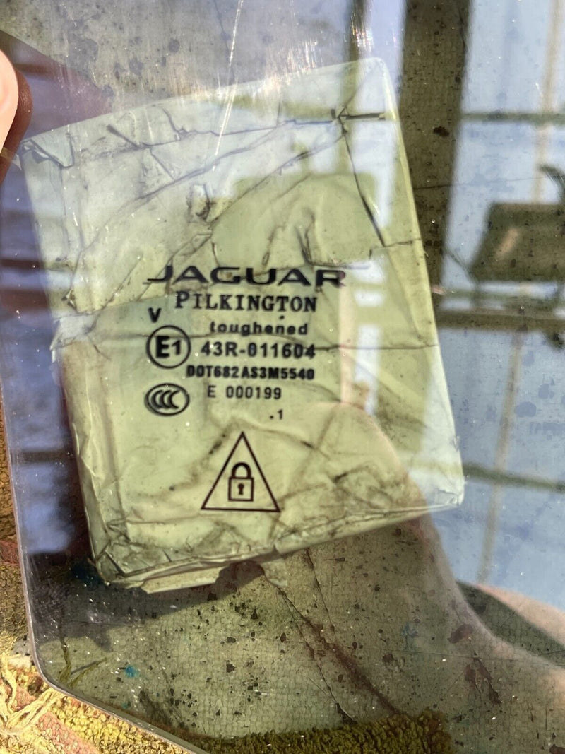 JAGUAR XE X760 2015-23 REAR DOOR RIGHT DRIVER SIDE TINTED WINDOW GLASS GENUINE