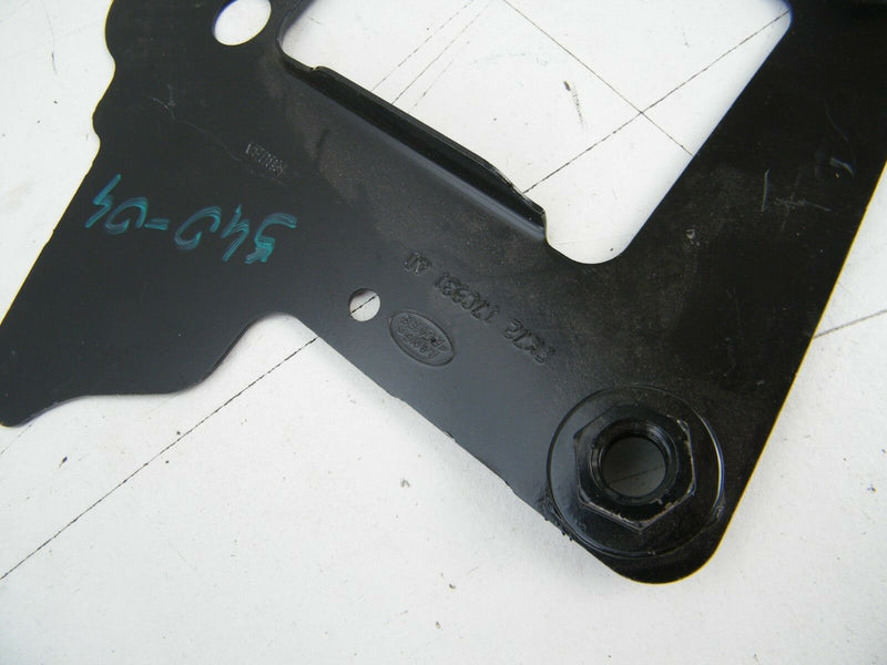LAND ROVER DISCOVERY SPORT 2015-ON BRACKET BUMPER MOUNTING LEFT SIDE (S40-04)