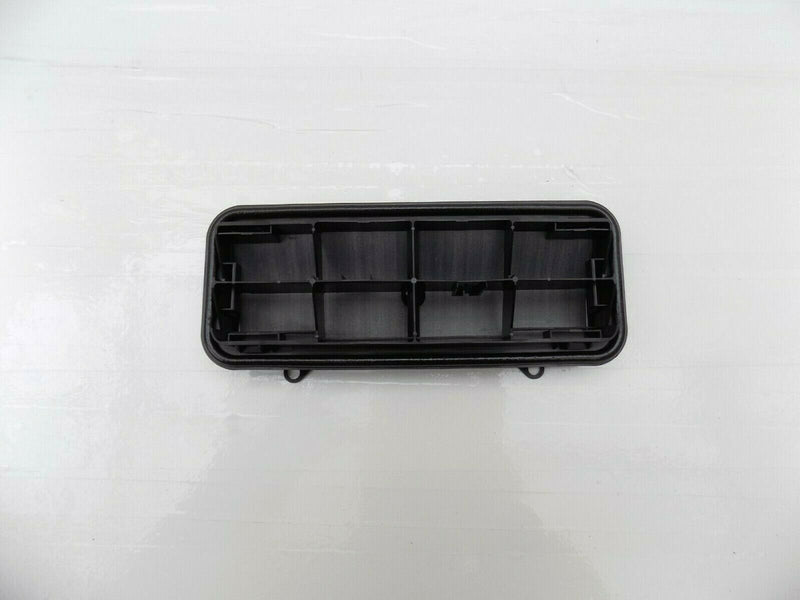 NISSAN LEAF 2016-ON REAR AIR DUCT DRAFTER 77008-AX60B /S46-16