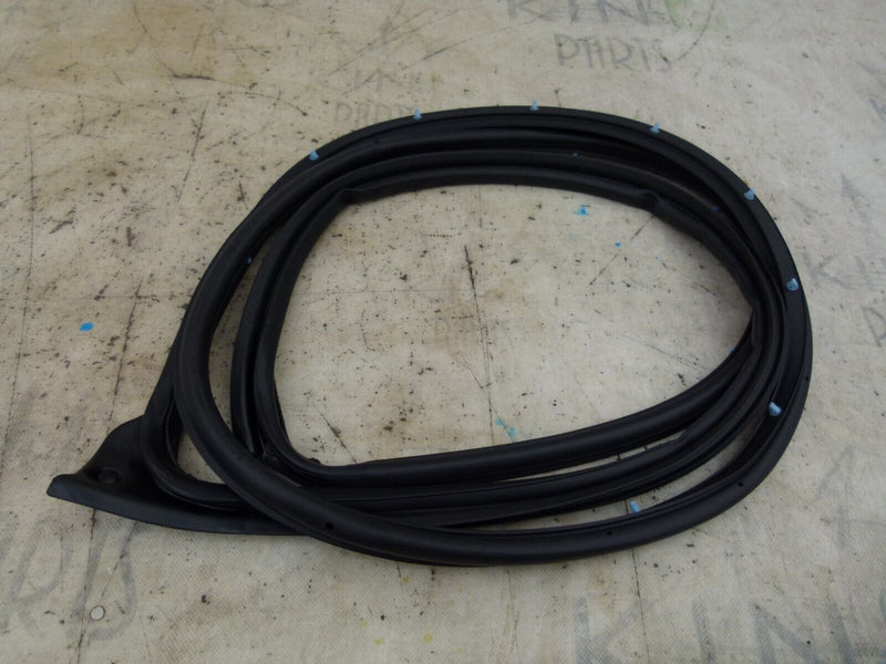 MITSUBISHI ASX 2010-12 FRONT RIGHT DOOR WEATHER STRIP GENUINE 5725A234