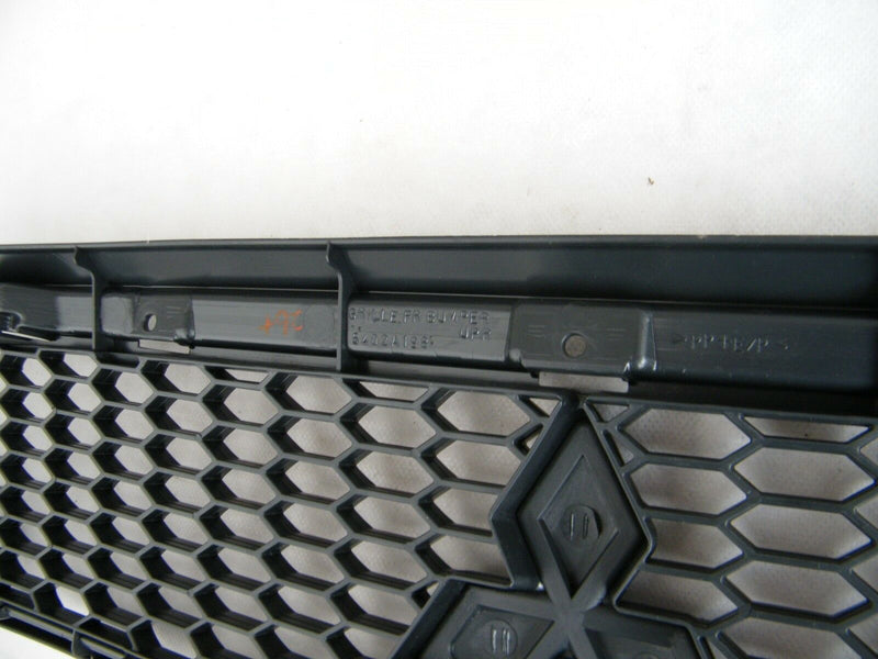 Mitsubishi Outlander 2010-2013 Upper Grille 6402A198 (J32)
