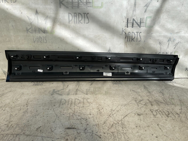 LAND ROVER DISCOVERY L462 2017-ON FRONT LEFT DOOR MOULDING TRIM HY3M21065