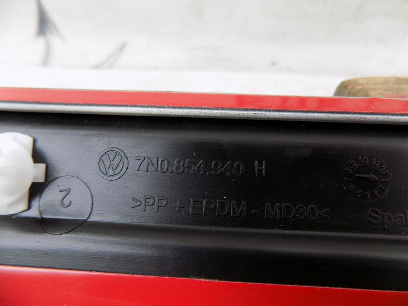 SEAT ALHAMBRA II 2010-20 FRONT RIGHT DRIVER SIDE LOWER DOOR TRIM 7N0854940