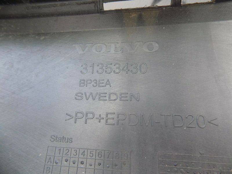 VOLVO XC90 II R DESIGN 2014-ON REAR BUMPER GENUINE PDC HOLE 31353430
