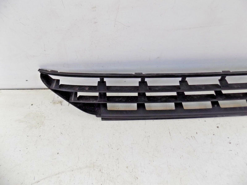 VOLVO XC60 2013-2018 LOWER FRONT BUMPER CENTRE GRILLE 31323774 (S27-09)